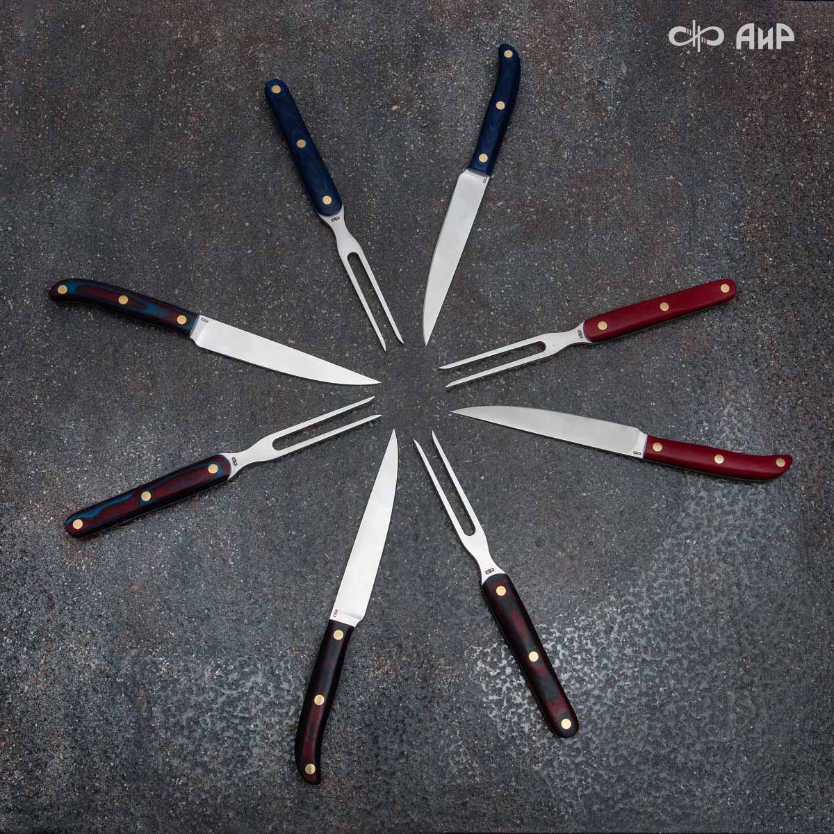 Набор Стейковый ЦМ (нож и вилка, микарта красно-синяя) - Компания «АиР»