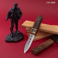 Композиция Фидель с сигарой, ореховый кап, золото, черный никель, дамасская сталь ZDI-1016, Артикул: AF0000025163 - Компания «АиР»