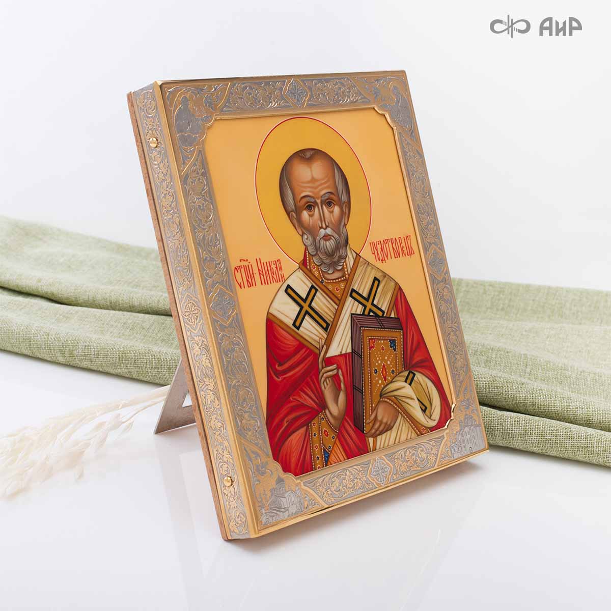 Икона в окладе Святитель Николай Чудотворец, Артикул: 39139 - Компания «АиР»