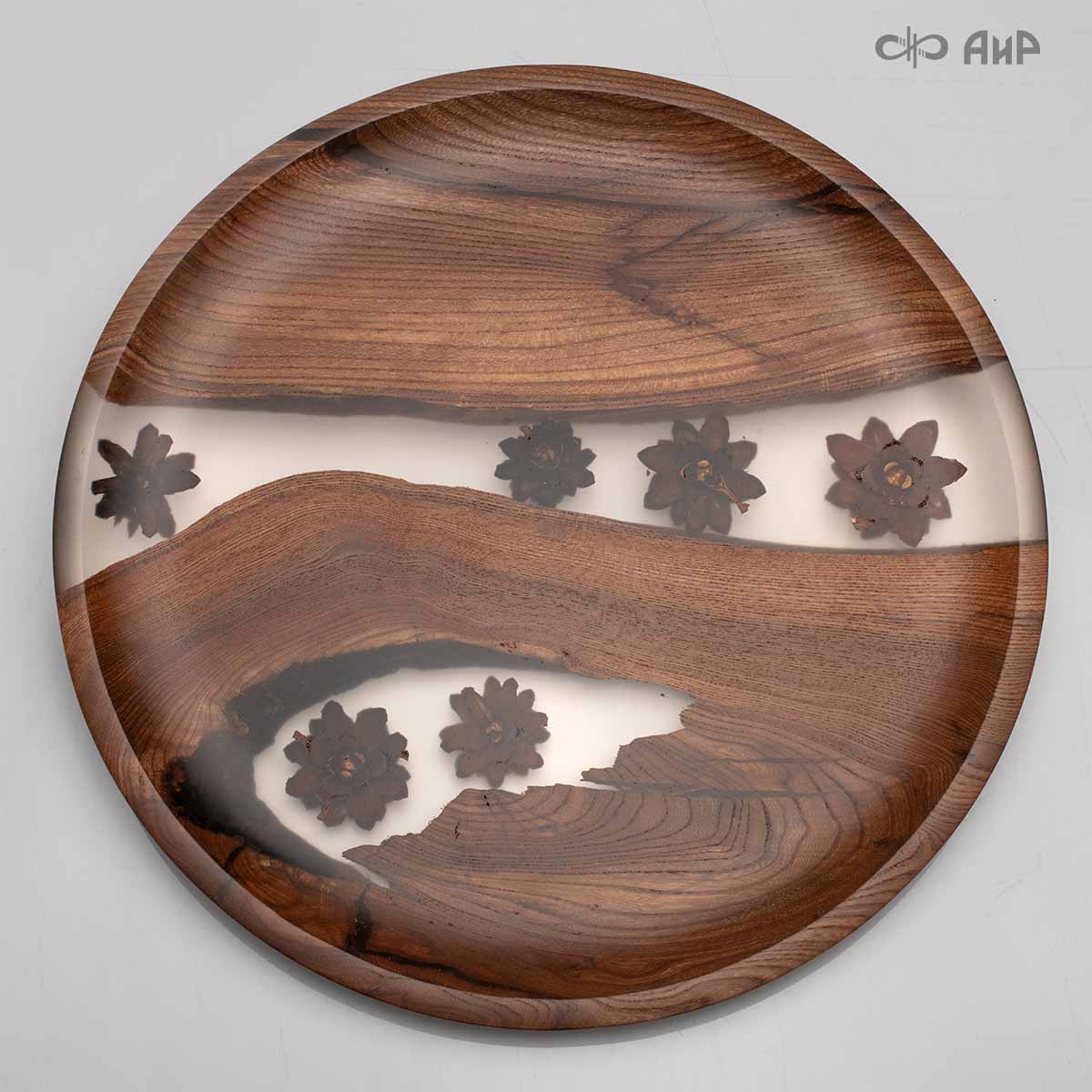 Тарелка Таганай, кап карагача, с шишками сосны, 35 см - Компания «АиР»