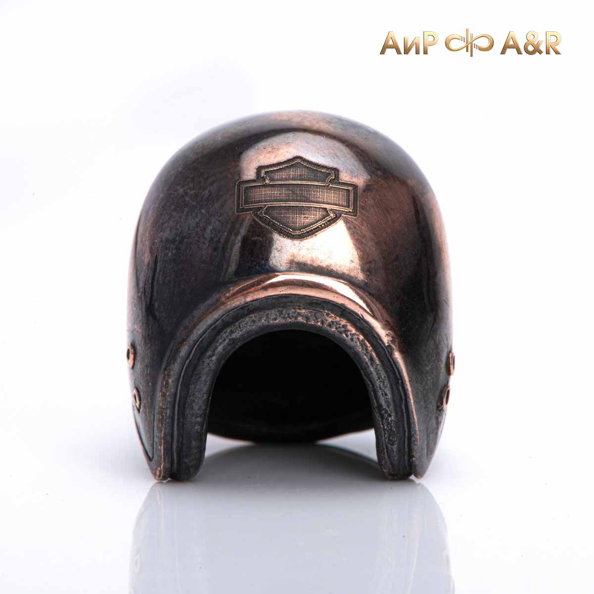 Бусина на темляк Мотошлем (литье, латунь, патинирование меди) - Компания «АиР»