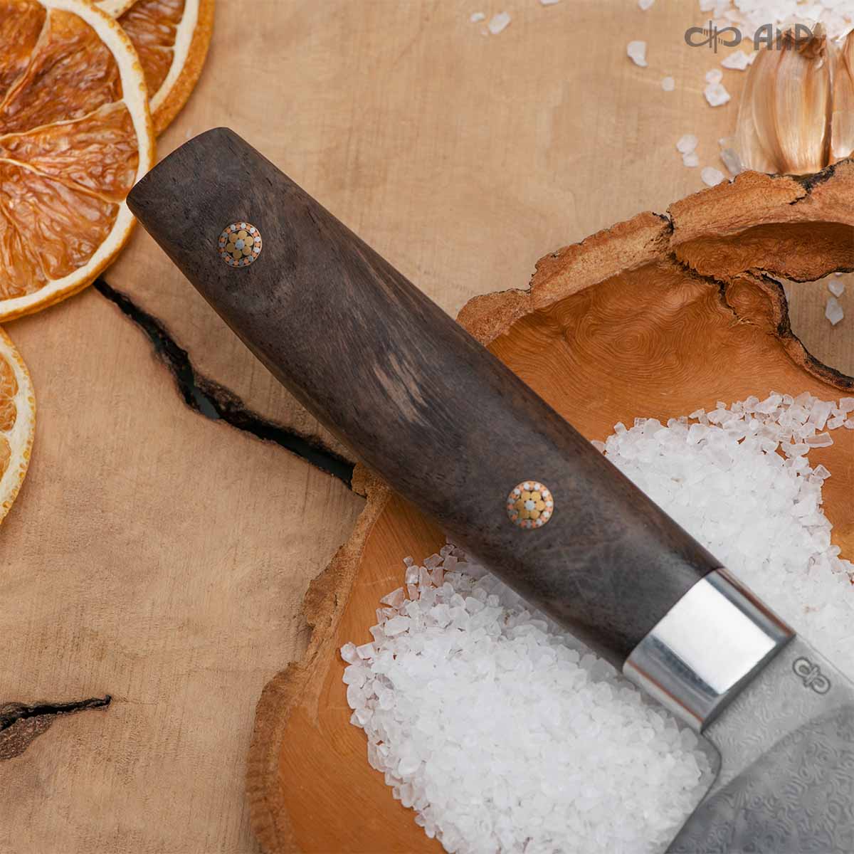 Сантоку ЦМ (стабилизированный ореховый кап, мозаичные пины) дамасская сталь ZDI-1016 - Компания «АиР»