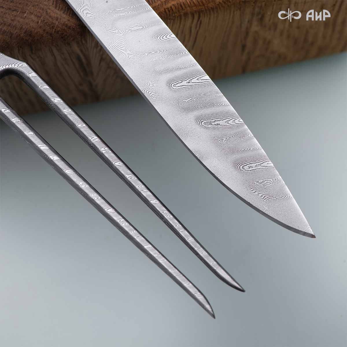 Набор Стейковый (нож и вилка, стабилизированный ореховый кап, мокуме гане, медная втулка, кастомная заточка) дамасская сталь ZD-0803, узор твист - Компания «АиР»