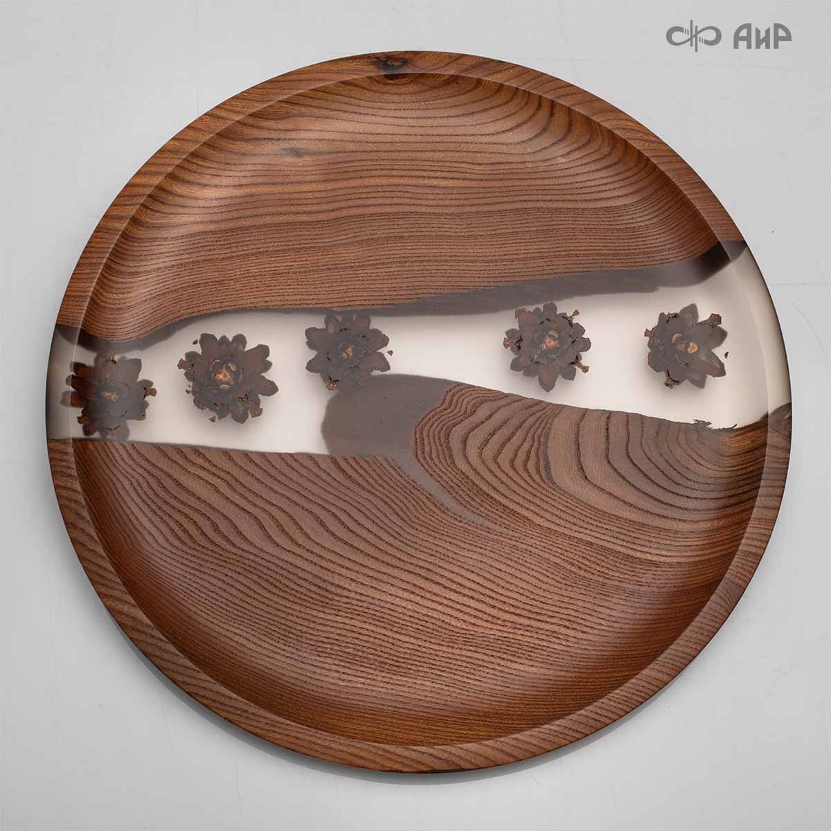 Тарелка Таганай, кап карагача, с шишками сосны, 35 см - Компания «АиР»