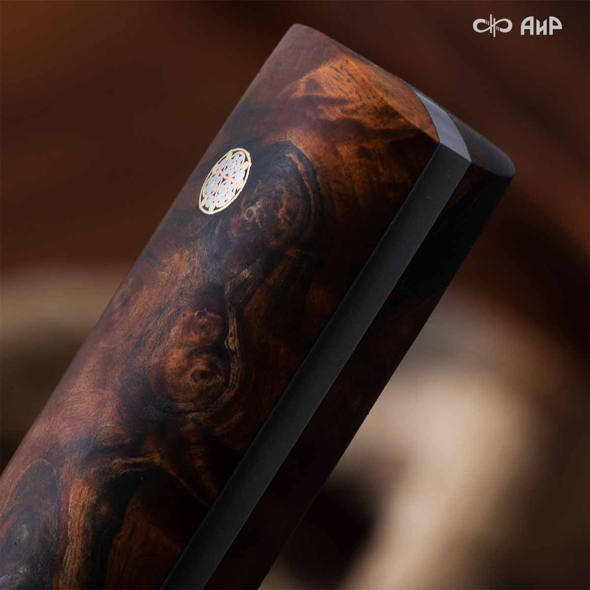 Сербский нож ЦМ (стабилизированный березовый кап, латунь, мозаичные пины, кастомная заточка) - Компания «АиР»