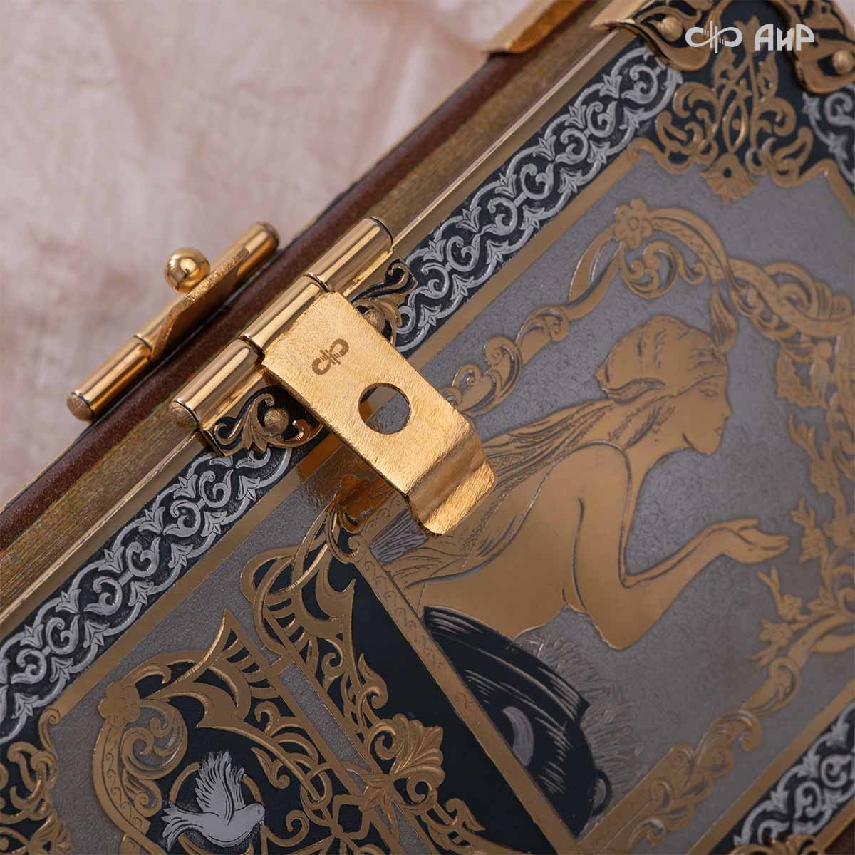 Книга в окладе Омар Хайям. Рубаи, Артикул: 39182 - Компания «АиР»