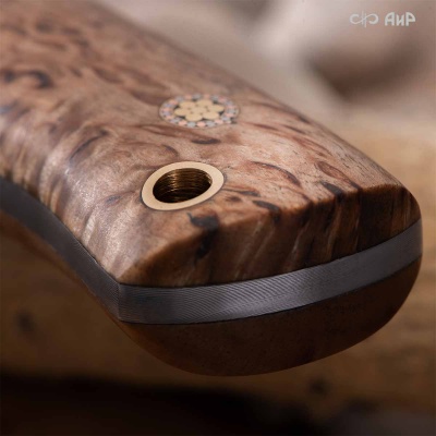 Стриж (стабилизированная карельская береза натуральная, латунная втулка) дамасская сталь ZDI-1016, узор ступени - Компания «АиР»