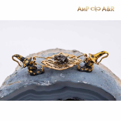 Сувенир Звездочеты, голубой агат, Сихотэ-Алинский метеорит, Артикул: 36899  - Компания «АиР»