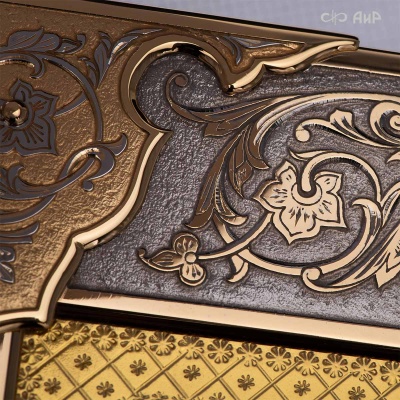 Икона Божией Матери Всецарица (Пантанасса) в окладе и киоте, Артикул: 39149 - Компания «АиР»