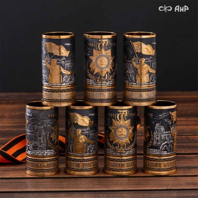  Набор 80 лет Великой Победы (нож Финка-2 с золотом, 40Х10С2М, стопка) Артикул: 39063, 39064 - Компания «АиР»