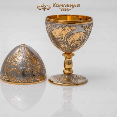 Яйцо сувенирное Лесные кабаны с синей шпинелью, Артикул: 32134 - Компания «АиР»