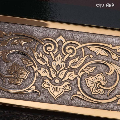 Икона Божией Матери Всецарица (Пантанасса) в окладе и киоте, Артикул: 39149 - Компания «АиР»