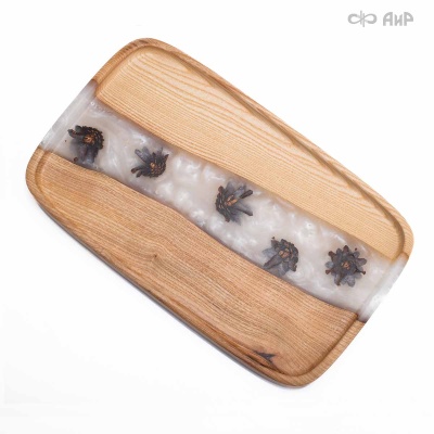 Поднос Лука, с еловыми и сосновыми шишками, жемчуг, кап карагача, 35 см - Компания «АиР»